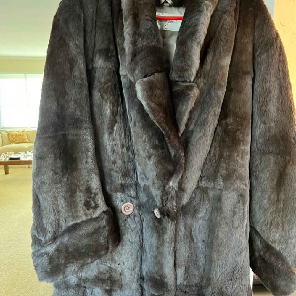 Long Rabbit coat - Picture 4 of 12